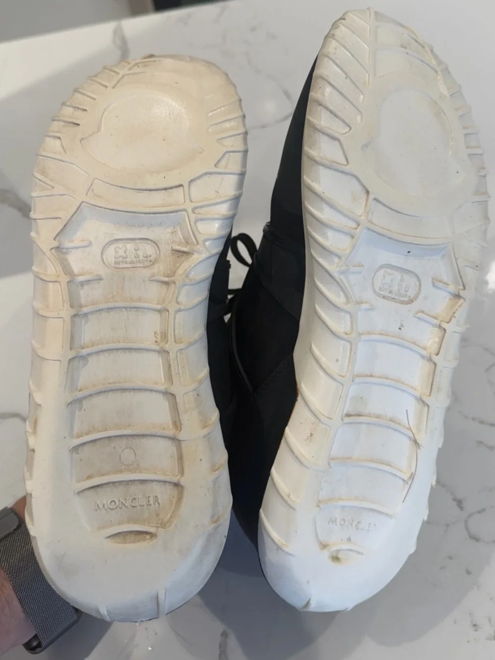 Moncler Sneakers - Picture 7 of 10